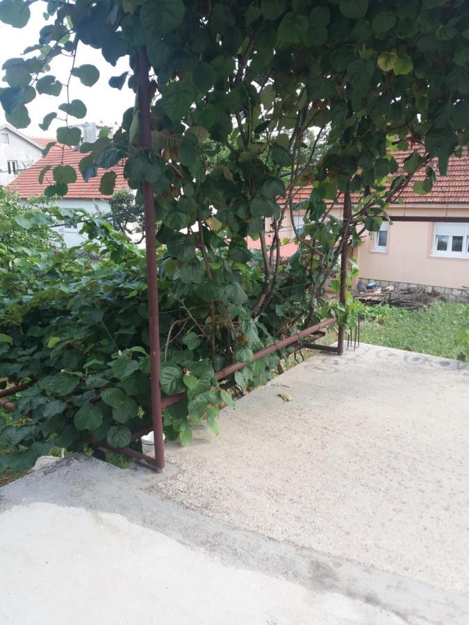 Apartman Mila I Kaja Nikšić エクステリア 写真